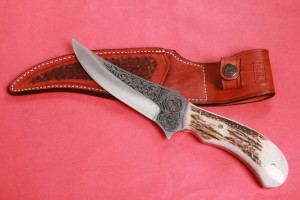 SBH4123 -Sürmene elyapımı gravur işlemeli av bıçakları